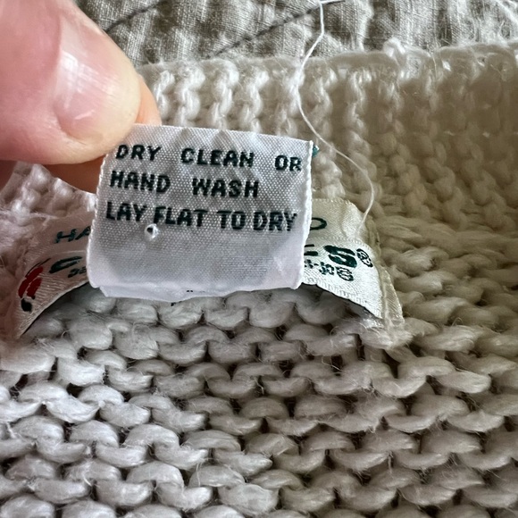 Vintage Embroidered Floral Sweater - Picture 6 of 8